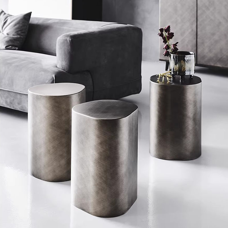 Unique Table Accessories - Металлический декоративный журнальный столик в индустриальном